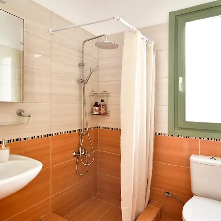 Дом отдыха Beachfront Pleasure Кипри