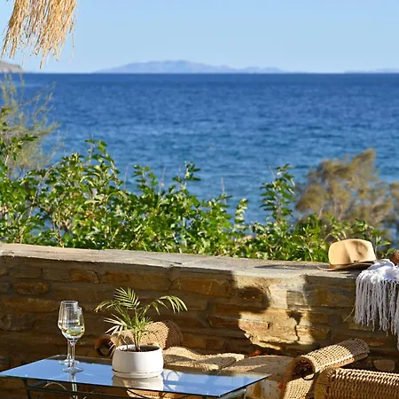 Semesterbostad Beachfront Pleasure *