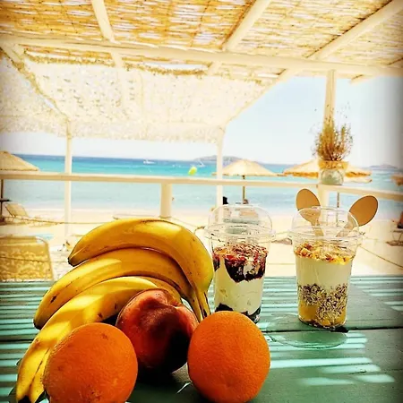 Beachfront Pleasure *